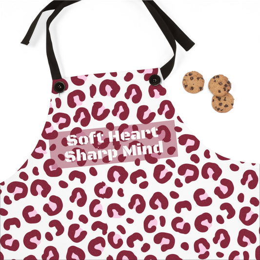 مريلة أنيقة بطبعة جلد النمر للطبخ الأنيق