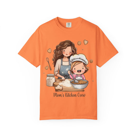 Mom's Kitchen Crew T-Shirt - Made with Love Cooking Design