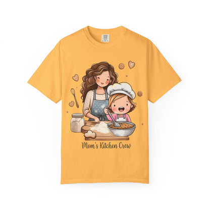 Mom's Kitchen Crew T-Shirt - Made with Love Cooking Design